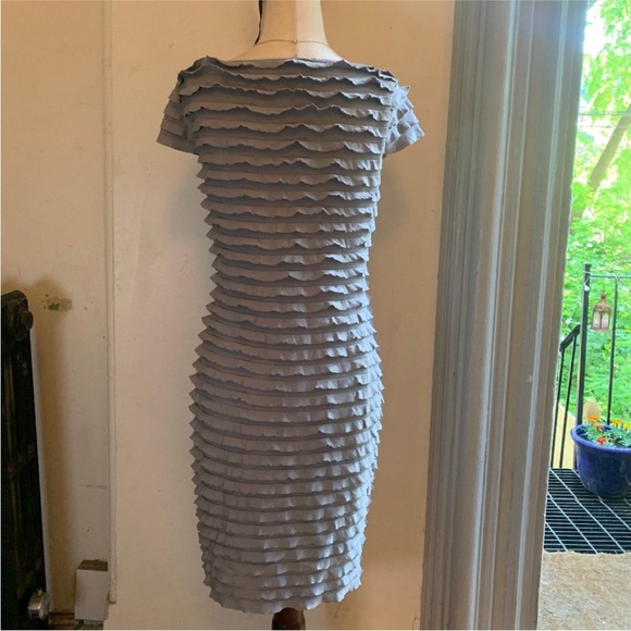 Banana Republic Stretch Ruffle Tiered Bodycon Dress - Picture 3 of 9